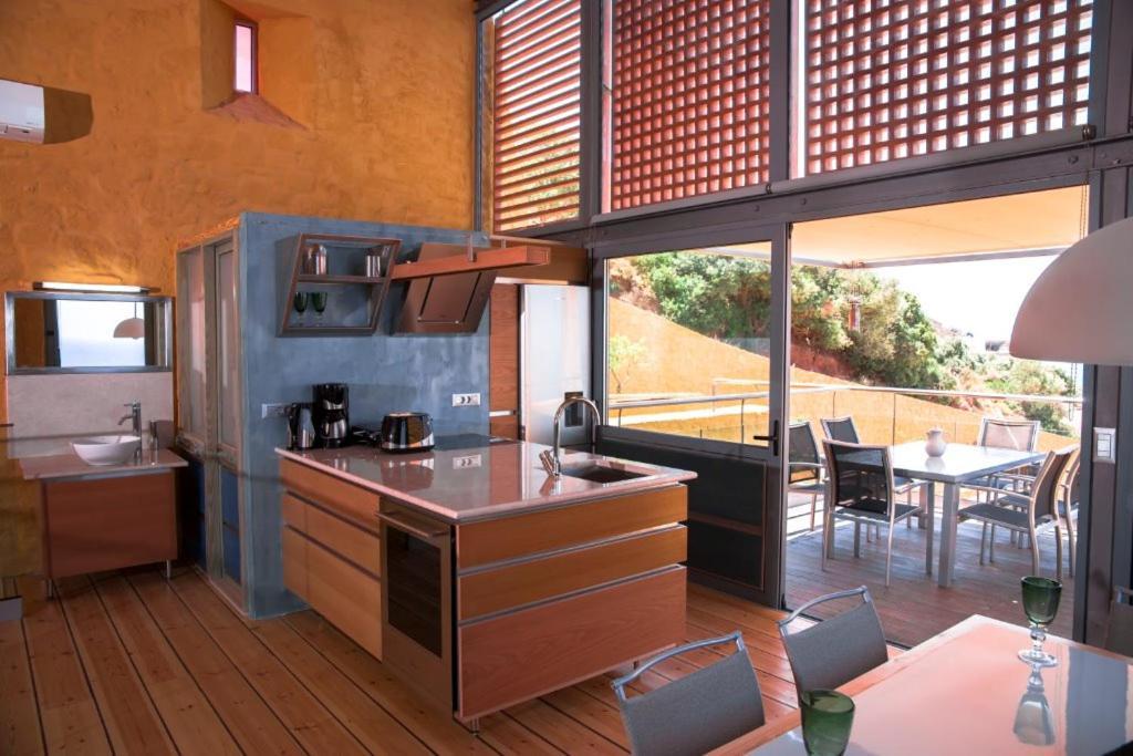Ravdoucha Epavlis - Luxury Private Villa Kissamos