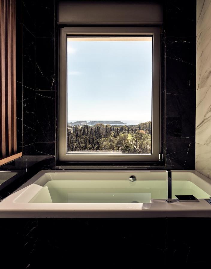 Villa Alexandra Seaview Luxurious Villa, By Thinkvilla *