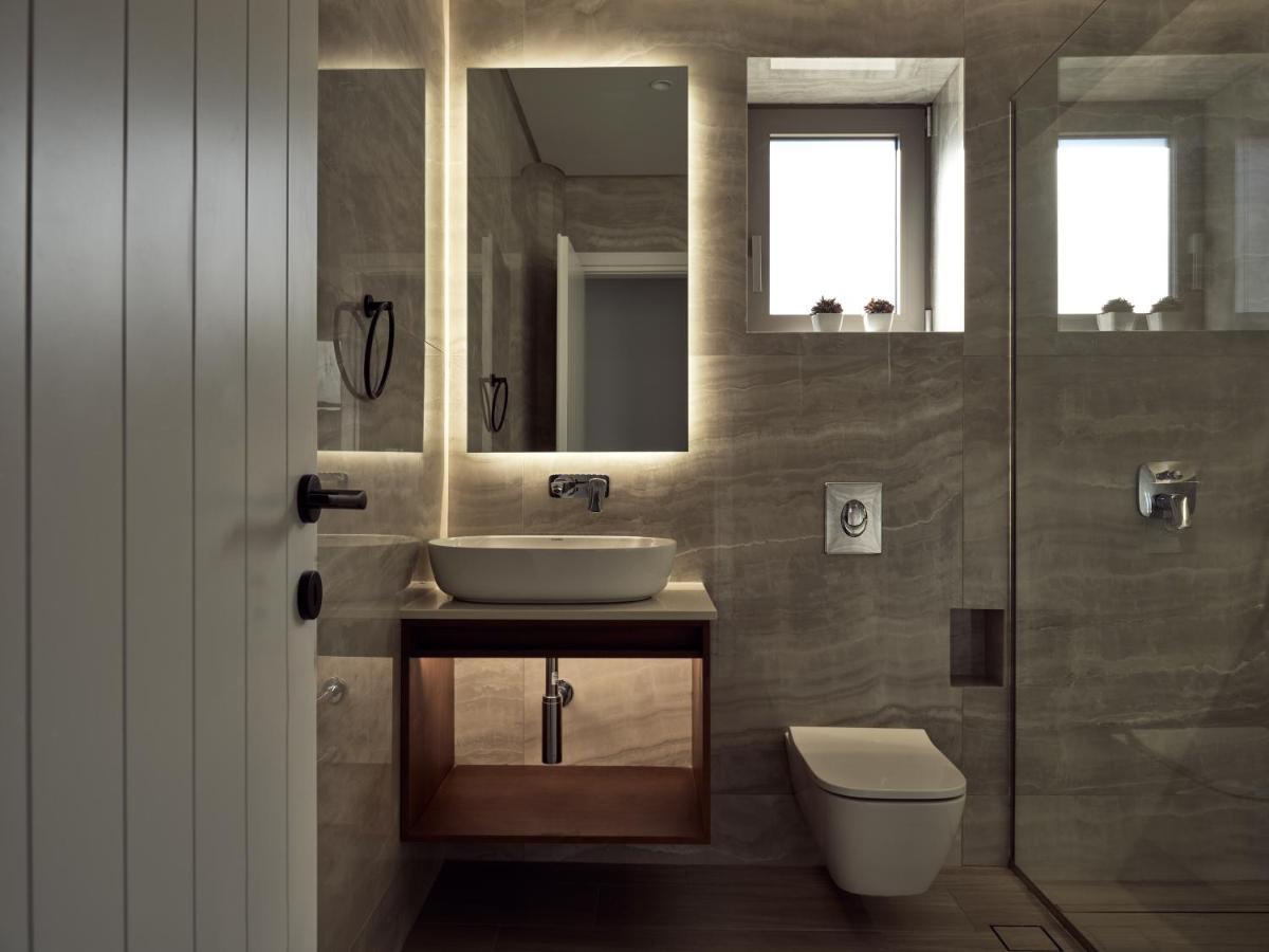 Villa Alexandra Seaview Luxurious Villa, By Thinkvilla *