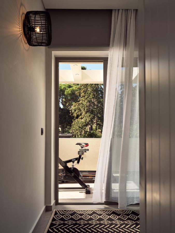 Villa Alexandra Seaview Luxurious Villa, By Thinkvilla *