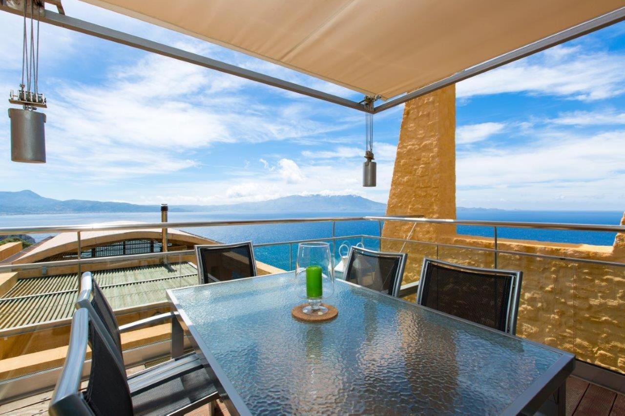 Ravdoucha Epavlis - Luxury Private Villa