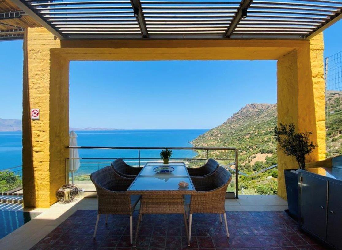 Ravdoucha Epavlis - Luxury Private *