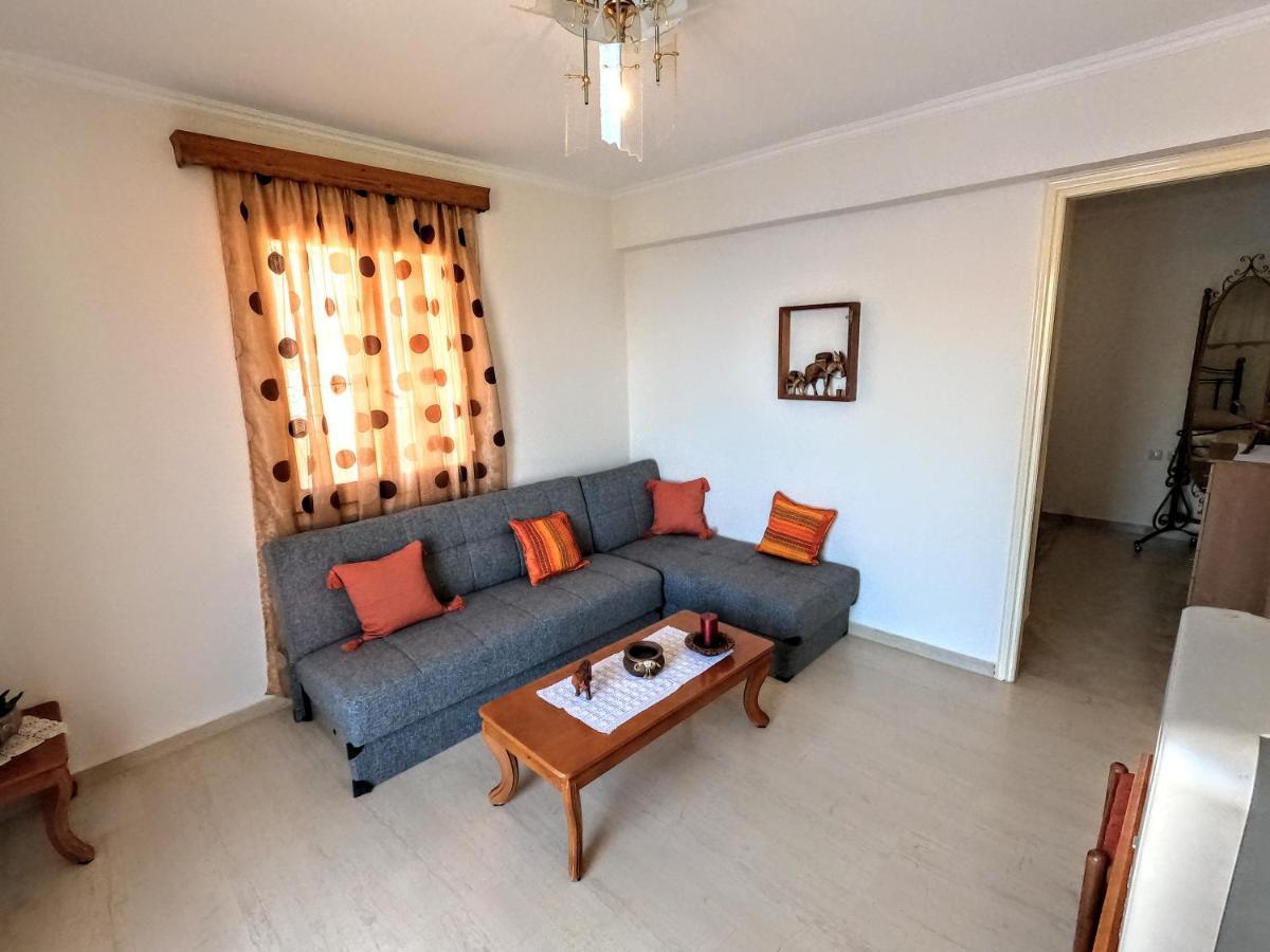Astradeni Apartment *