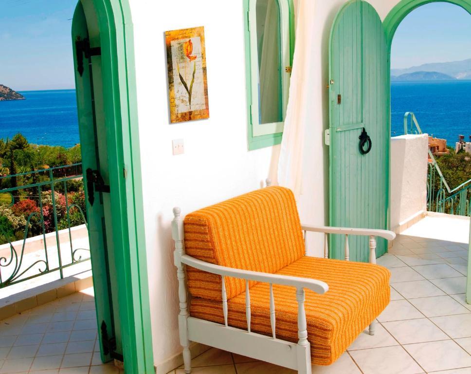 Creta Star 2*