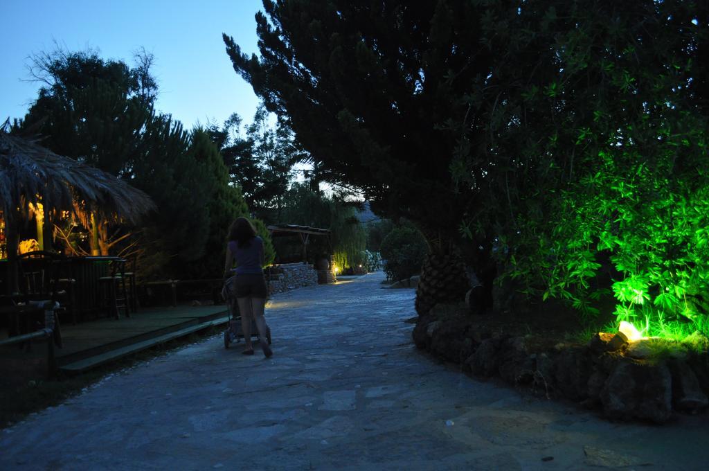 Aparthotel Cavo Perlevos Studios 3*