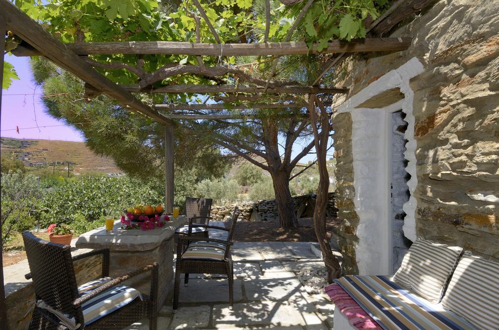 Cavo Perlevos Studios 3* Otzias