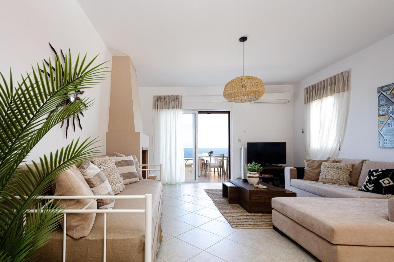 Apartment Lili Sea Front Houses, Unique Escape By The Sea, By Thinkvilla *
