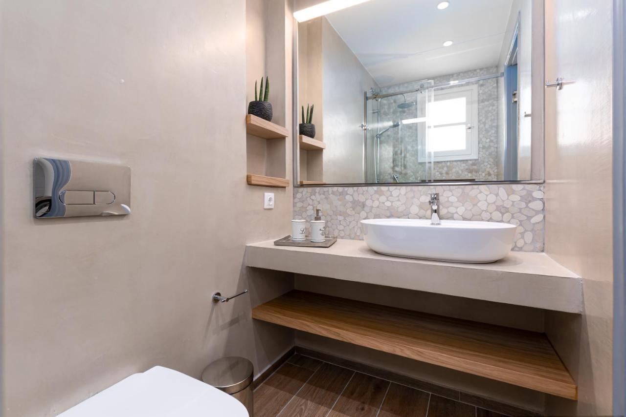 Sea View Apartment *