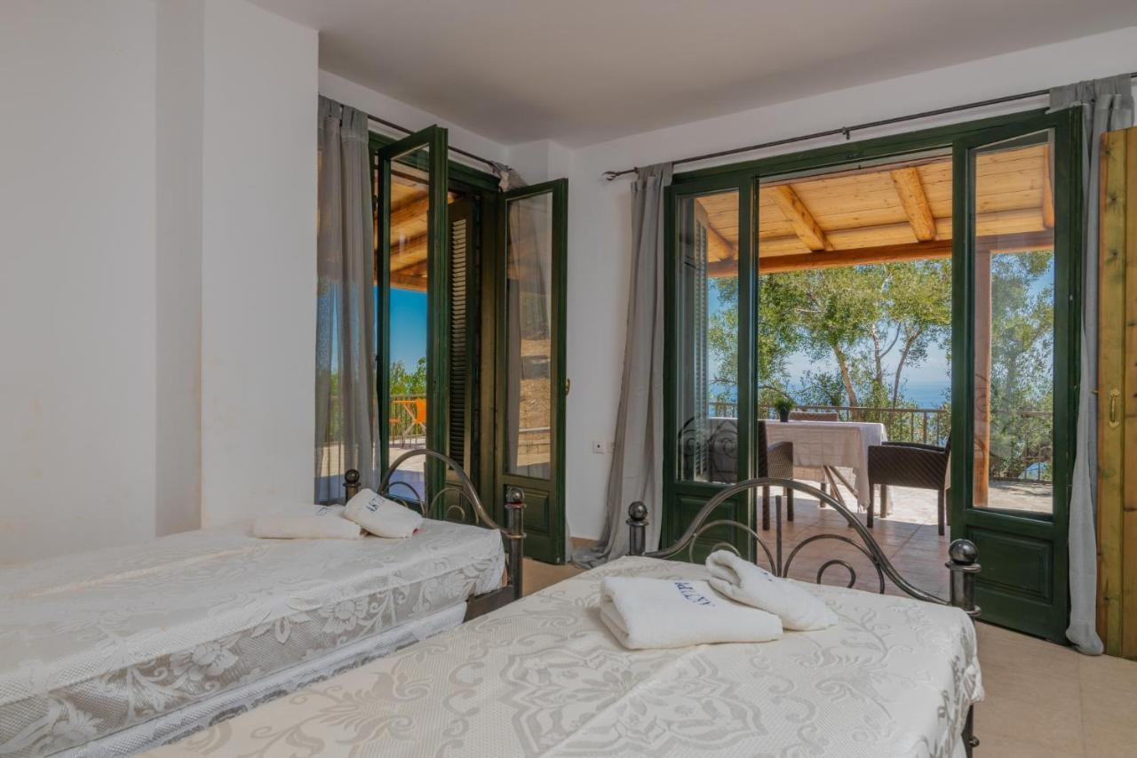 Aparthotel Armyra