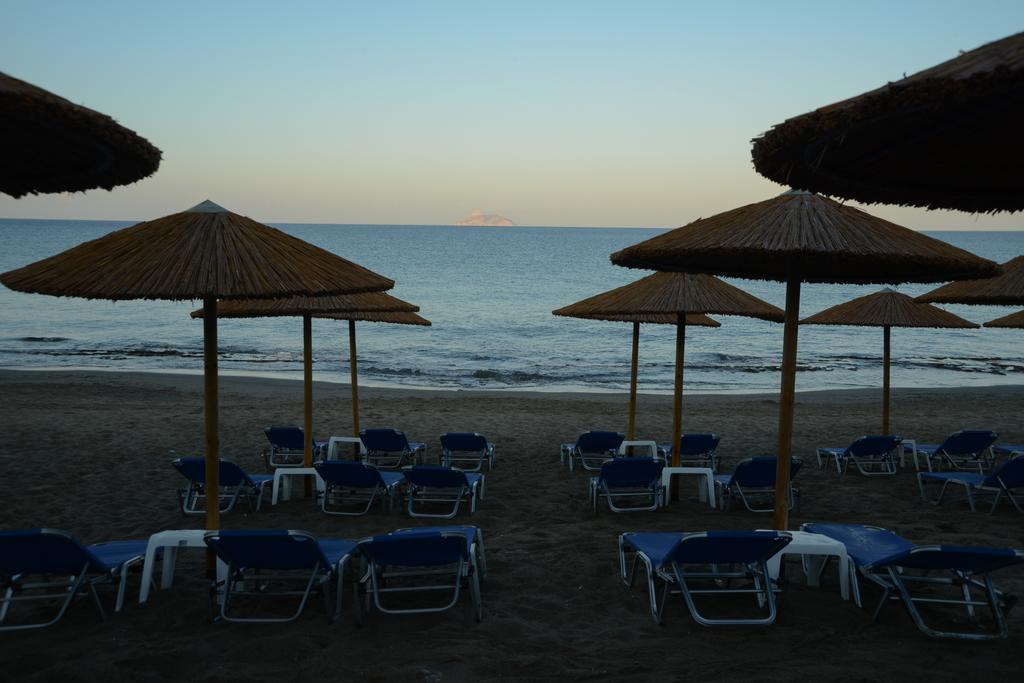Studios Paradise Aparthotel