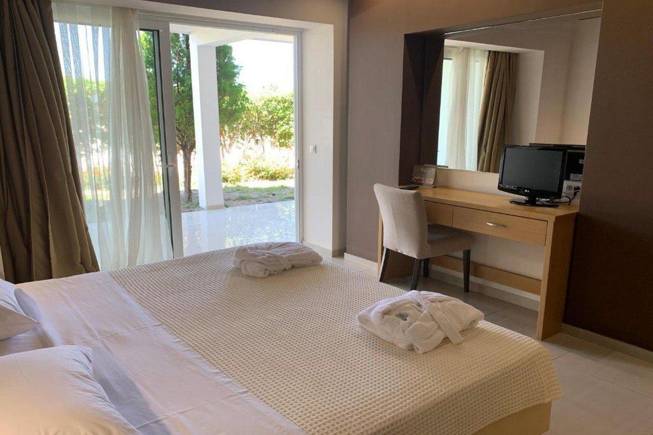 Anavadia 4*