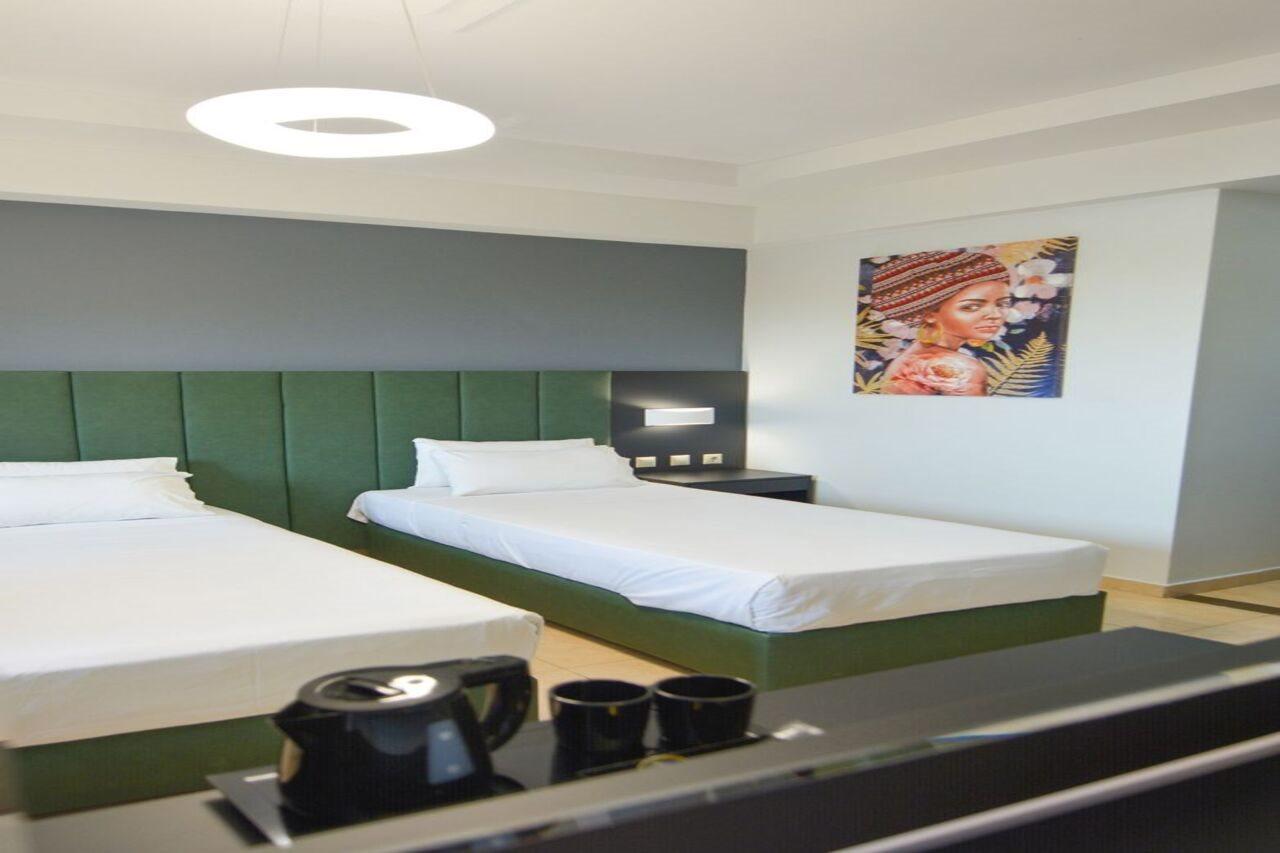 Perinthos Hotel 4*