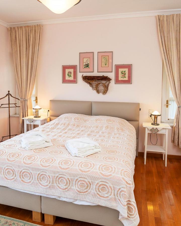 Kefalonia Original - Alexander Beachfront Villa Fiskardo