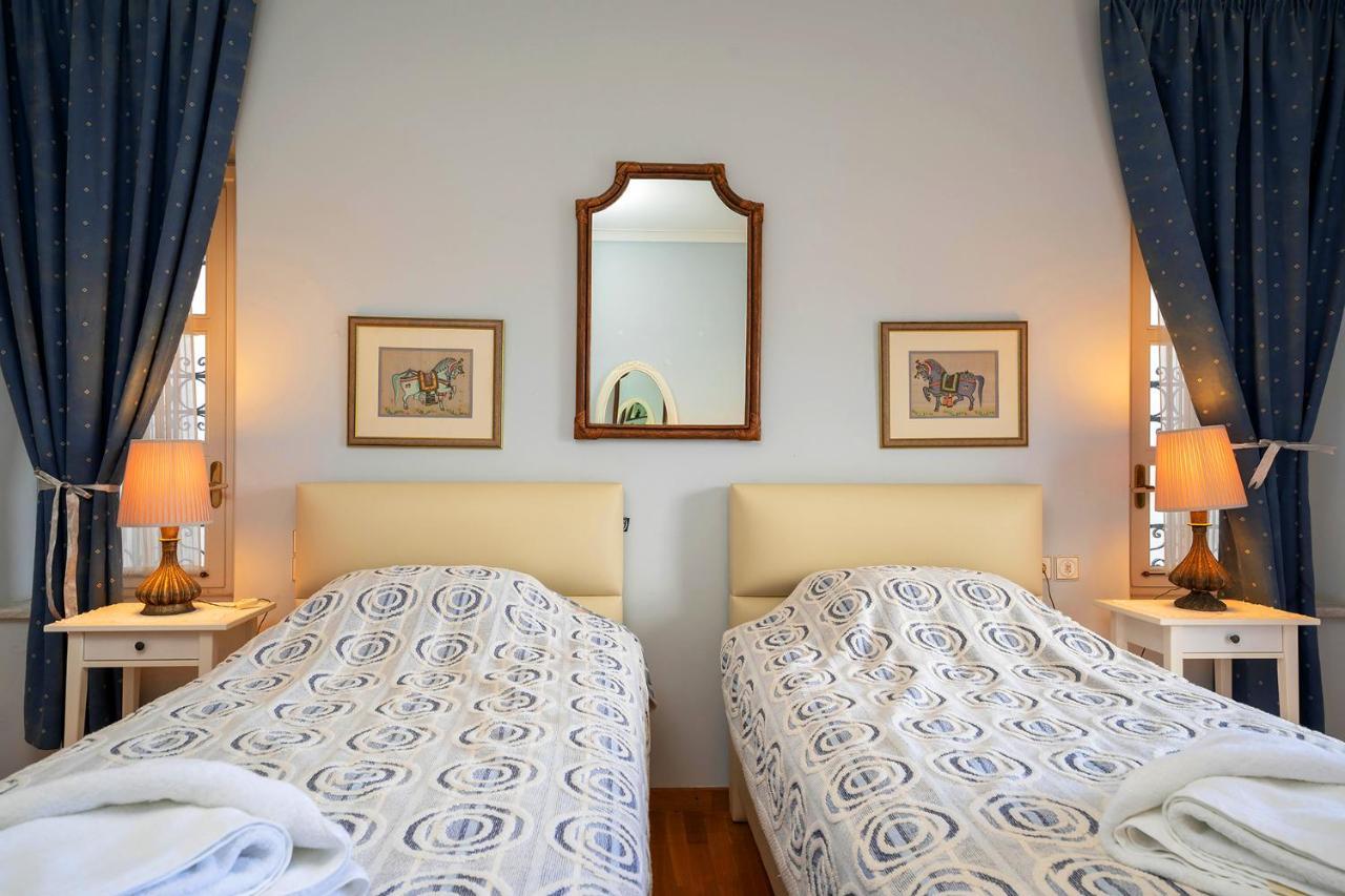 Kefalonia Original - Alexander Beachfront Villa Fiskardo