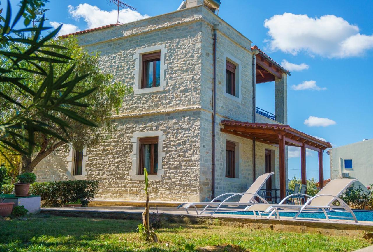 Ilias Villa *