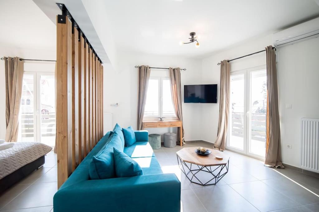 Apartment La Casa New Coastal & Jacuzzi Volos