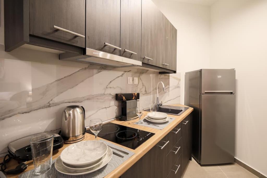 La Casa New Coastal & Jacuzzi Apartment