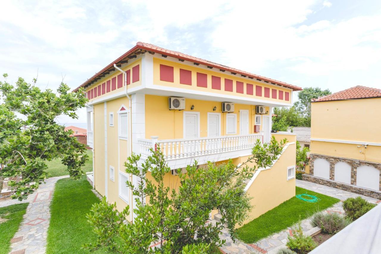 Apartment Yianna *