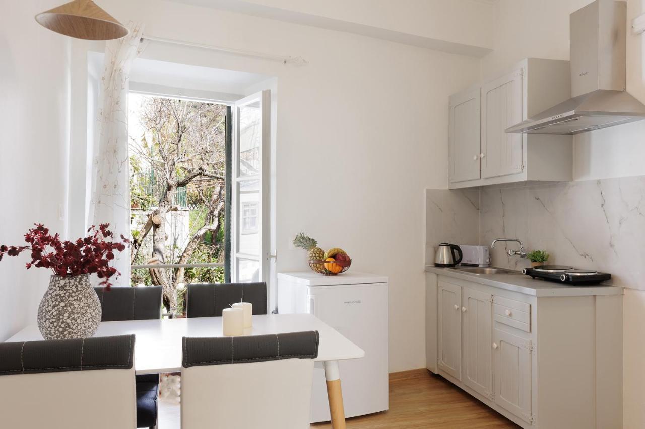 Salt & Sun By Konnect, At Kaminaki Apartment *