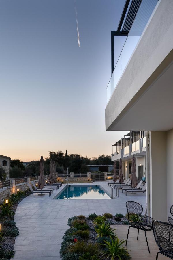 Sarah Luxury Aparthotel