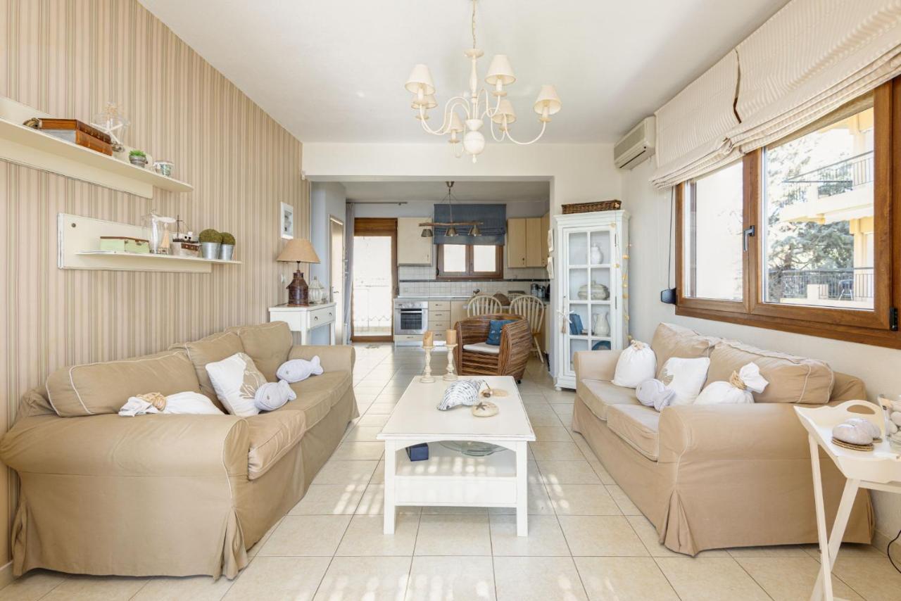 Vitamin Sea Beachfront Villa, Sithonia #feelslikehome * Metamorfosi (Sithonia)