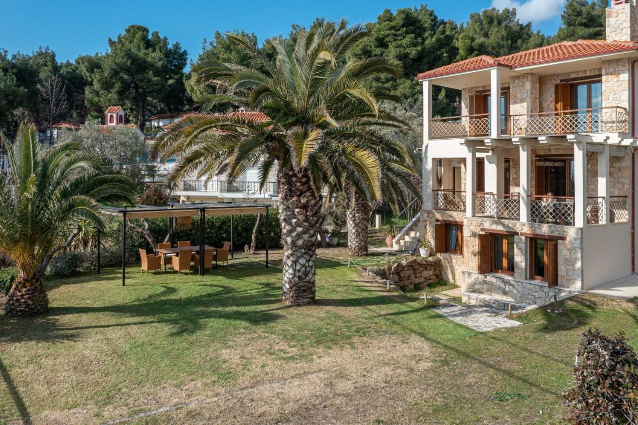 Villa Vitamin Sea Beachfront Villa, Sithonia #feelslikehome