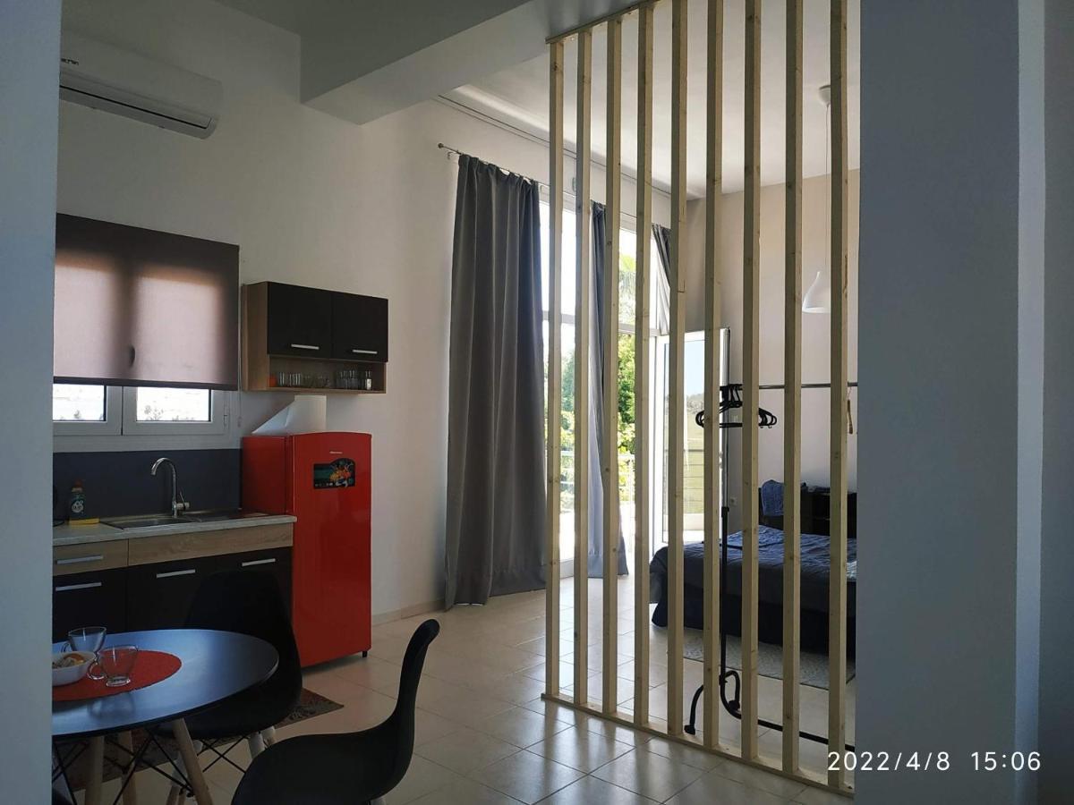 Poseidonia 50 & 70 Sqm With Sea View Apartment