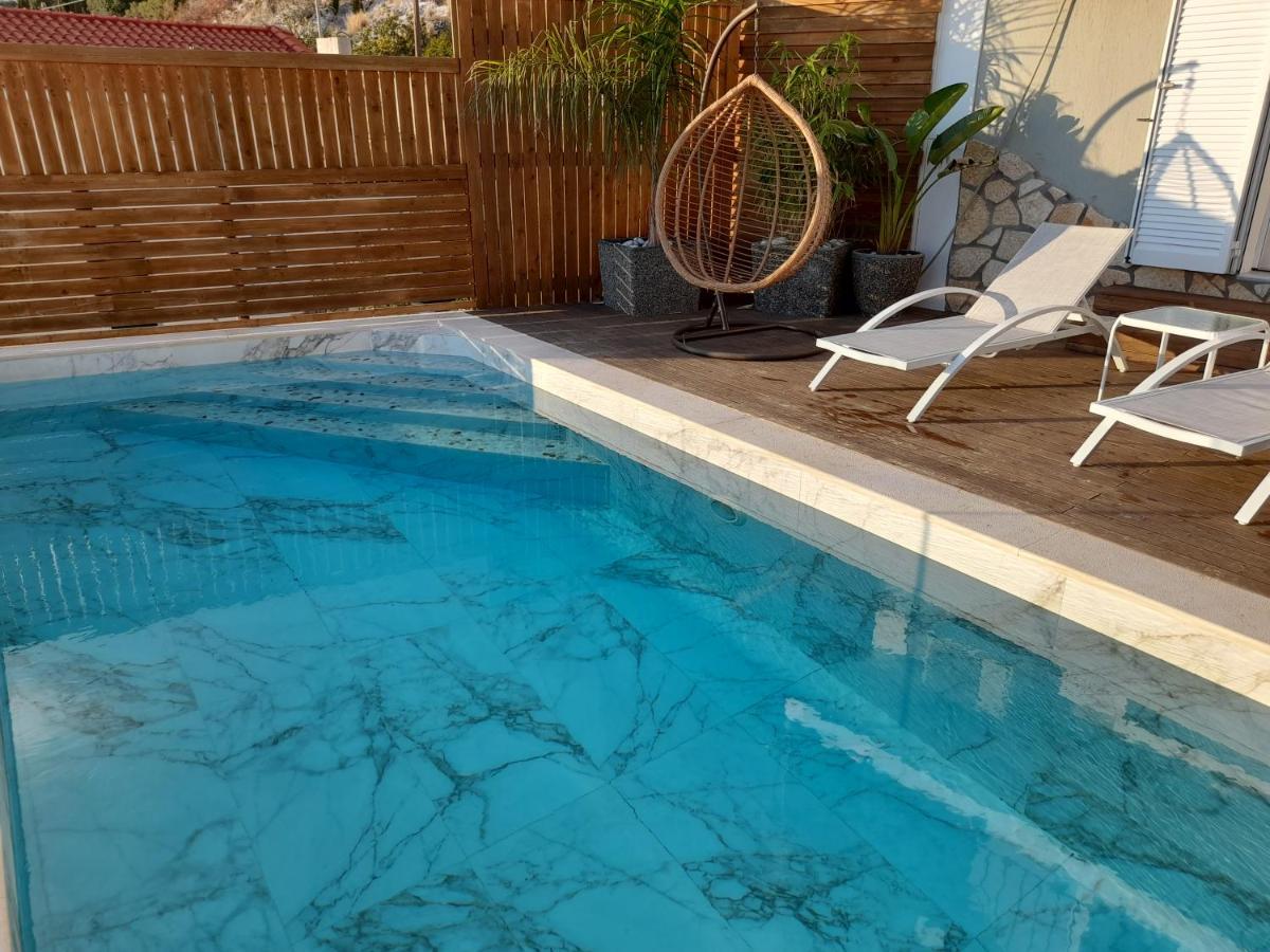 Votsalo Boutique Villa