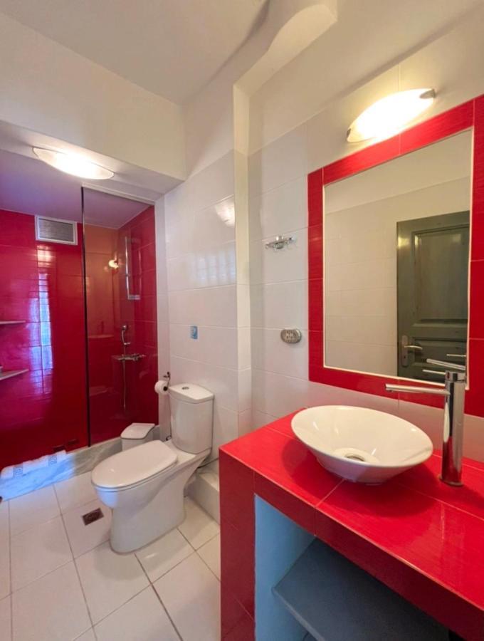 Danae Hotel