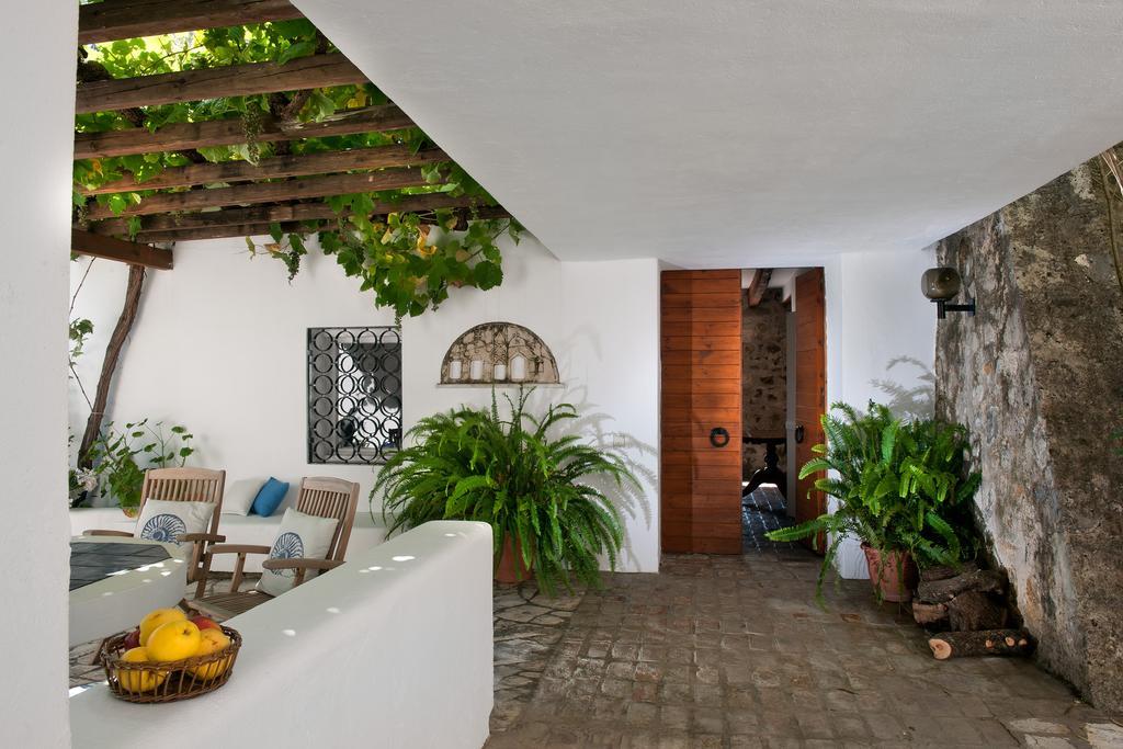Messonghi Luxury Villas, Corfu Agia Pelagia Chlomou