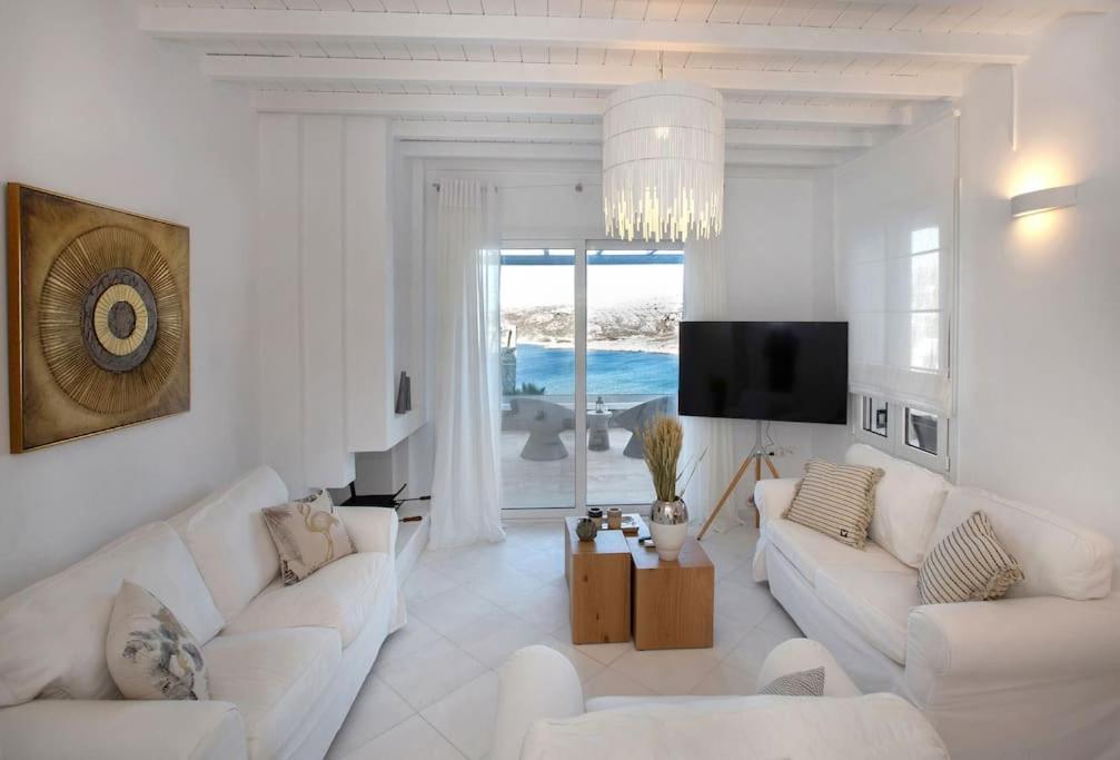 Mykonian House In Elia By Ghh *
