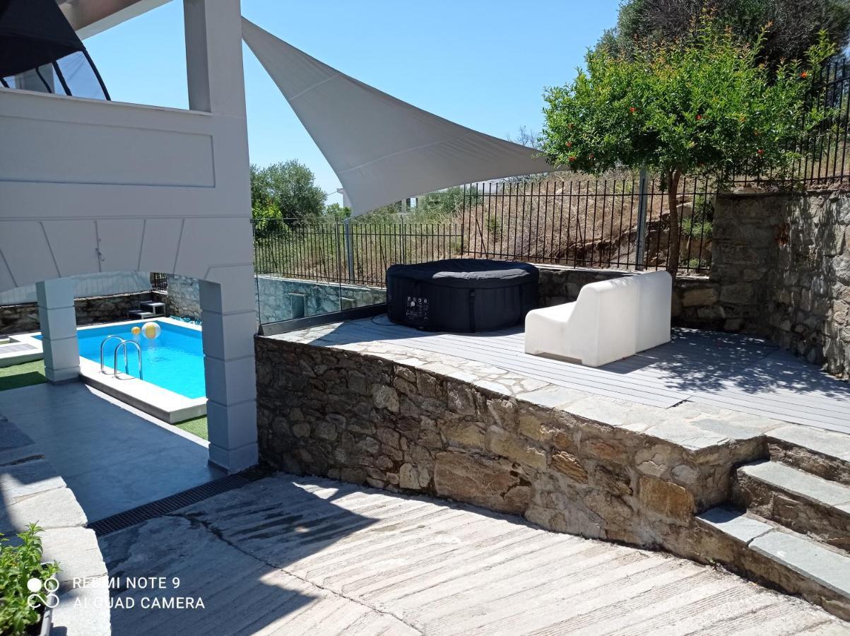 Apartment Alpha Delta Pool *