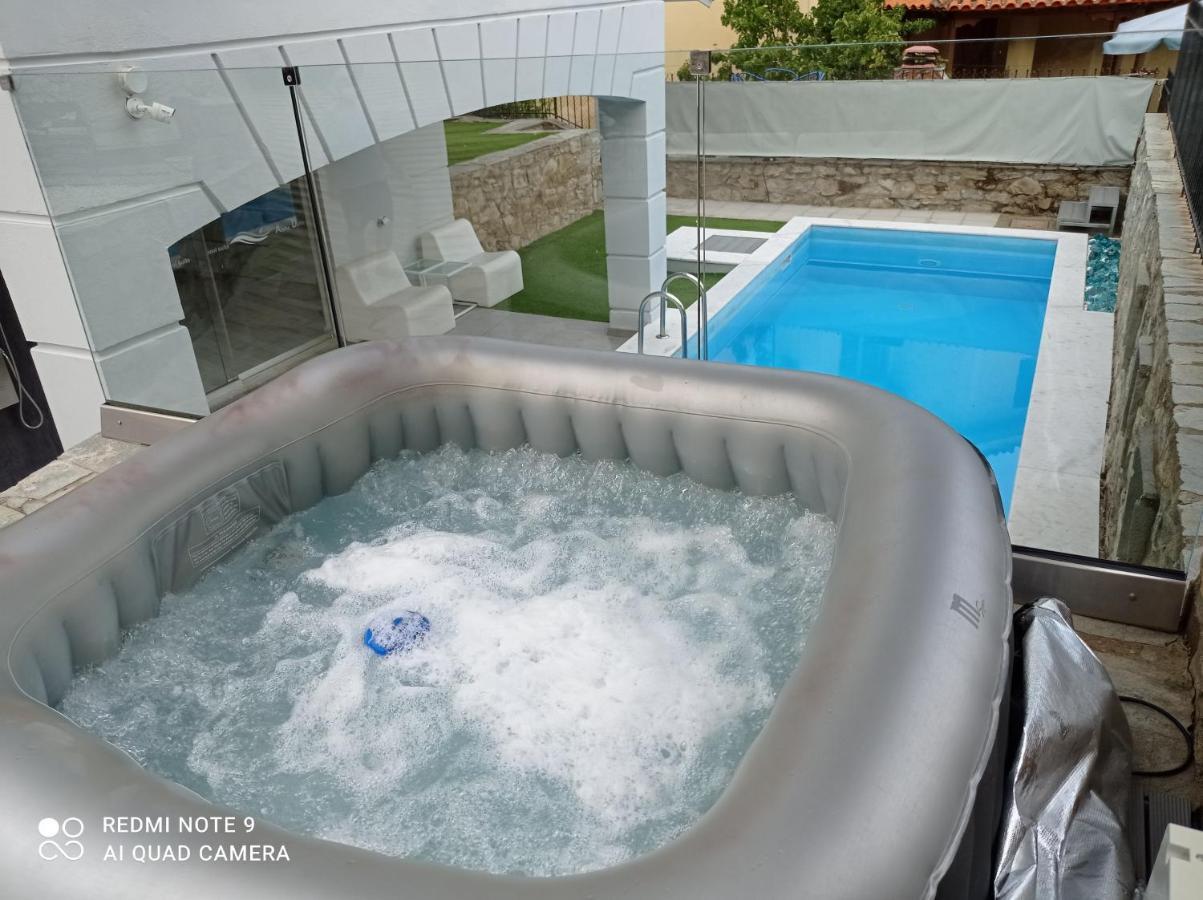 Apartment Alpha Delta Pool Palaiontsiflikion