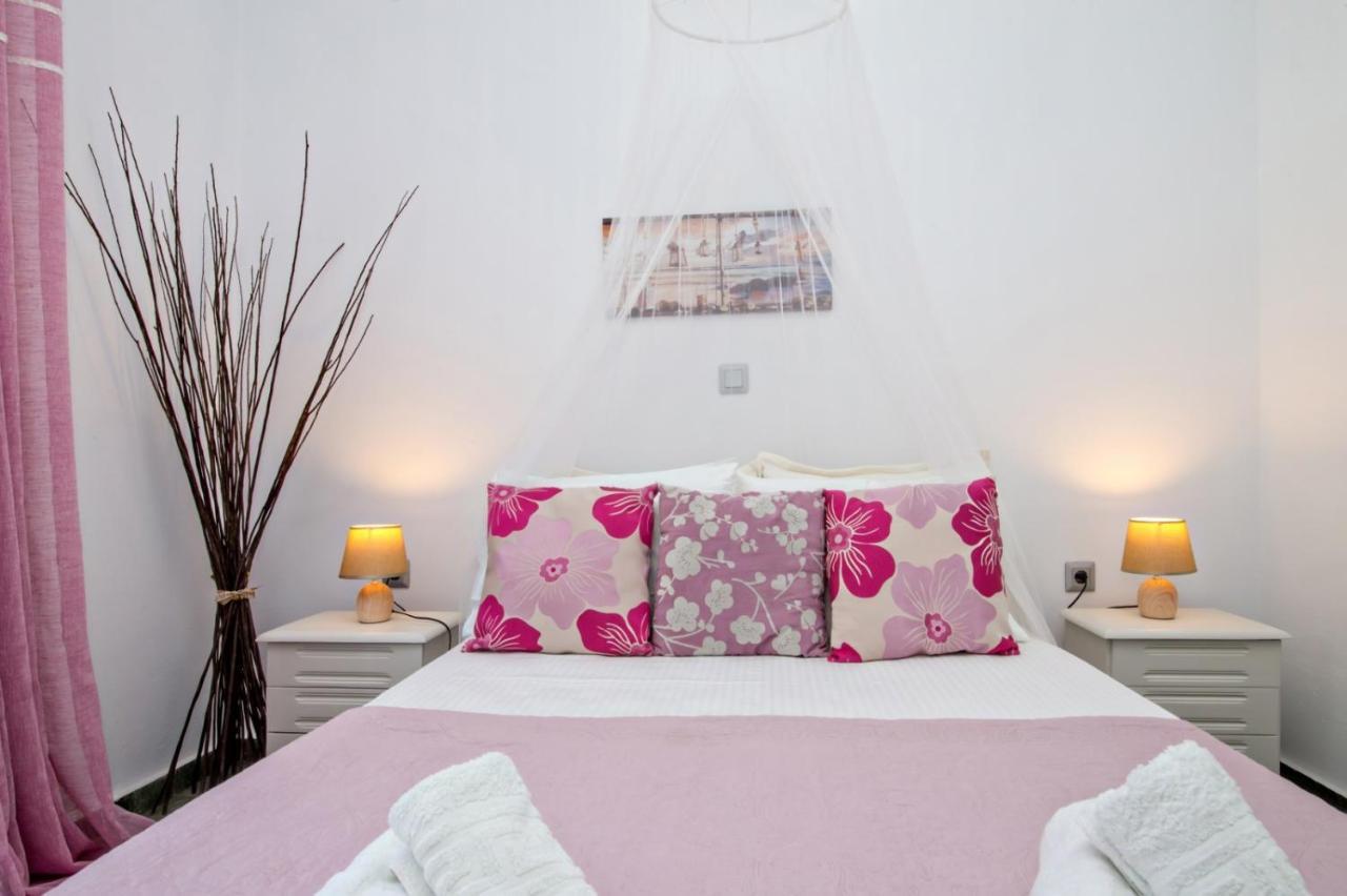 Margaret's House Tinos Agios Romanos