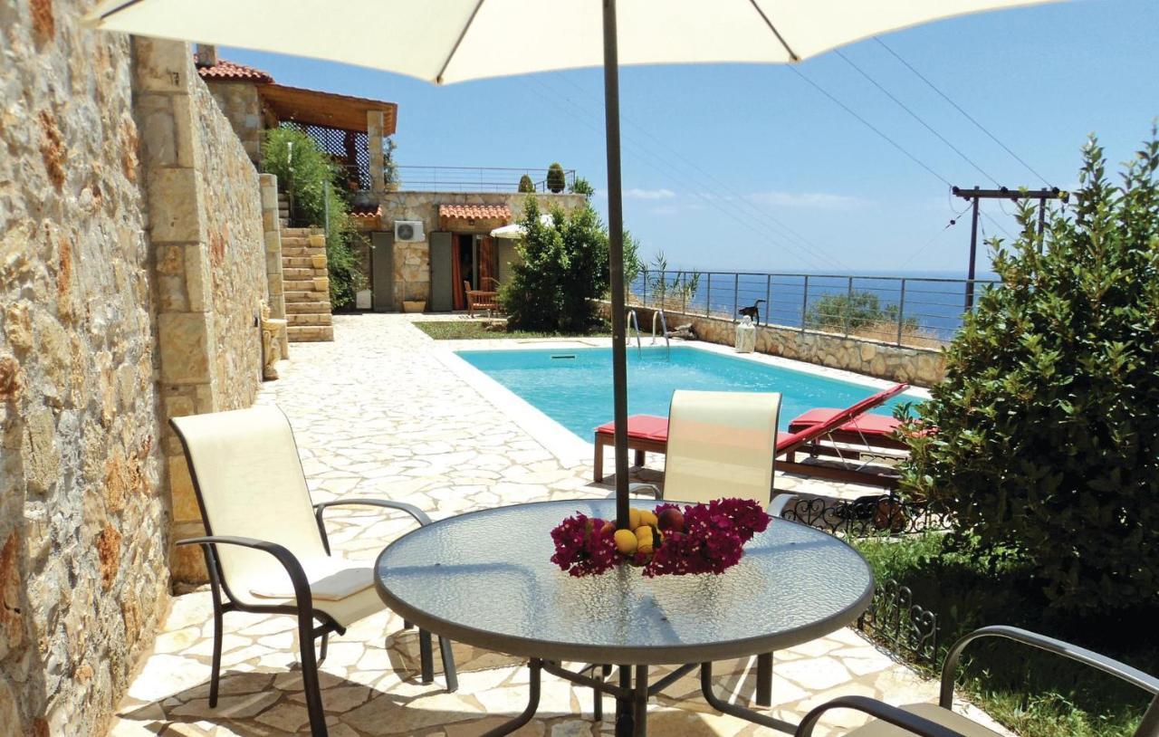 Holiday home Cozy Home In Xyropigado With House Sea View Kiveri