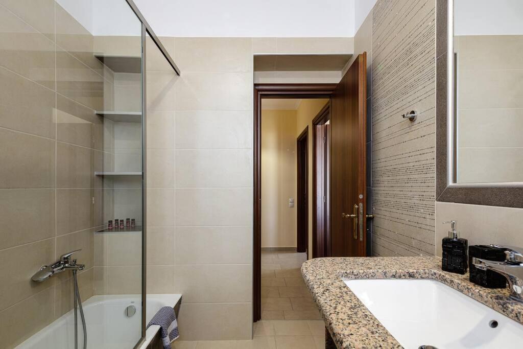Apartment Karma House