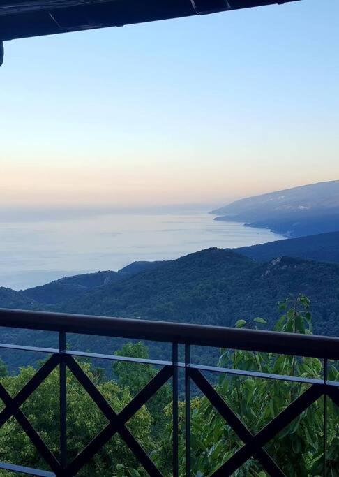 Sklithro In The Heart Of The Forest With Magnificent View Of The Sea Just 10 Minutes From It Villa Agiakampos (Volos)