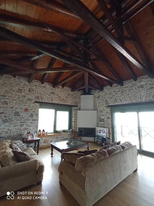 Sklithro In The Heart Of The Forest With Magnificent View Of The Sea Just 10 Minutes From It Villa Agiakampos (Volos)