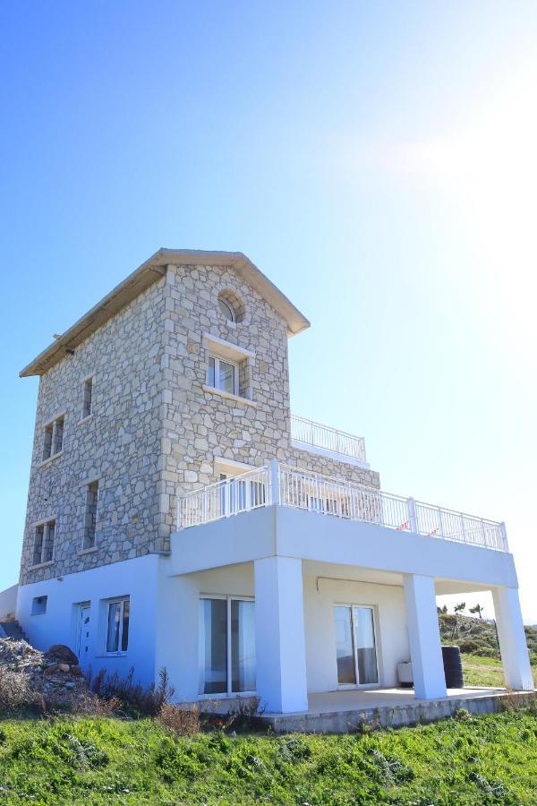 Villa Beautiful With Sea View - Sleeps 2-6 - Travel Cot Included *
