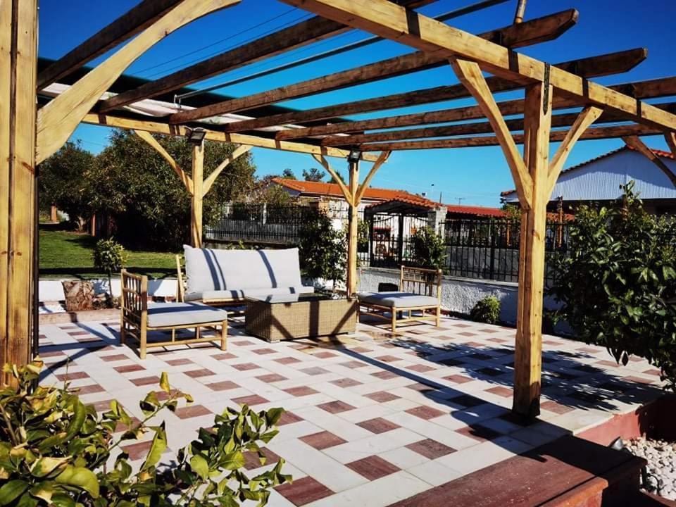 Rural Private Pool, Bbq, Court ,20' Airport * Nea Kallikrateia