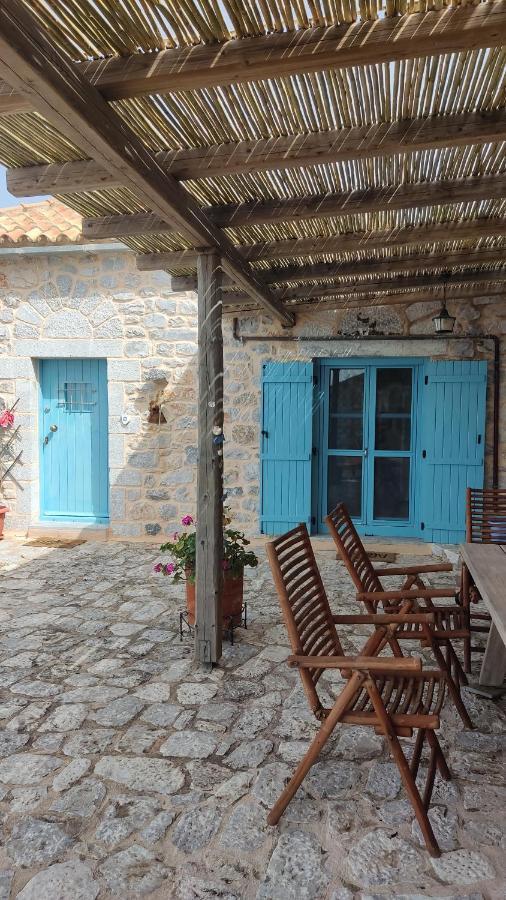 Smaragda Country house *