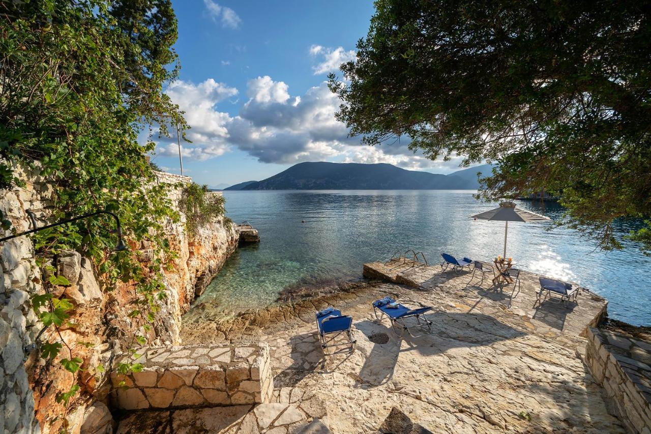 Villa Kefalonia Original - Alexander Beachfront