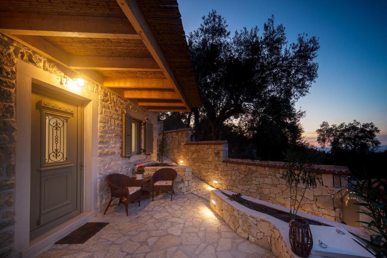 Family's Nest * Lakka (Paxos)