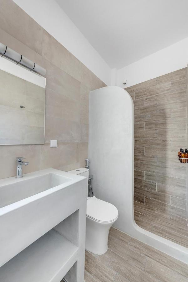 Eri Guest house Kini