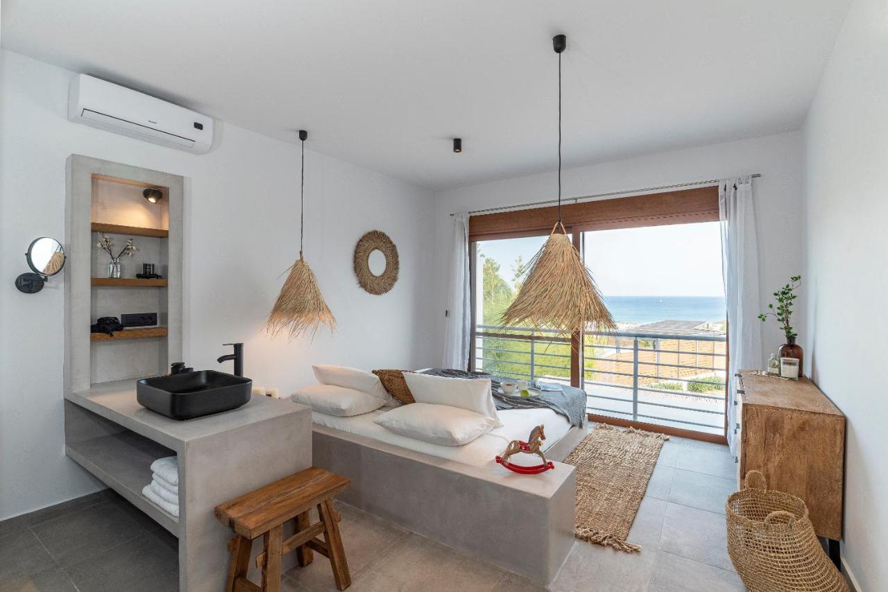 Luxury Nissovilla With Private Pool & Sea Views Villa *