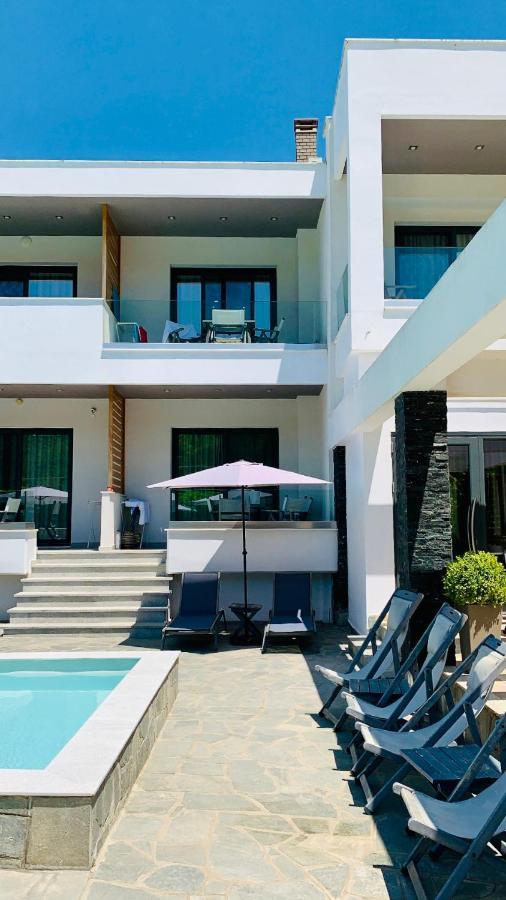 Aelia Living Aparthotel