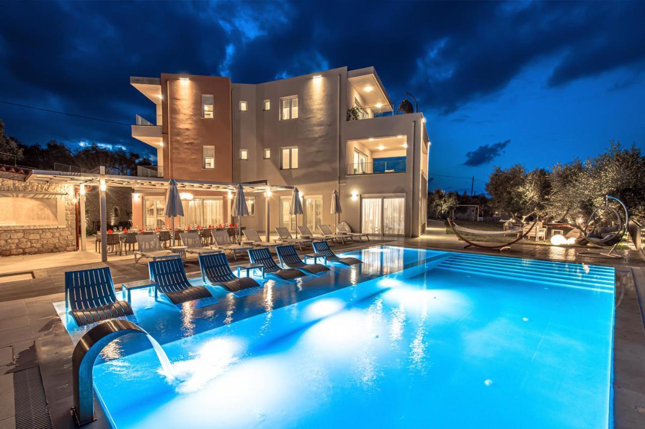 Oasis, Luxury Villa *