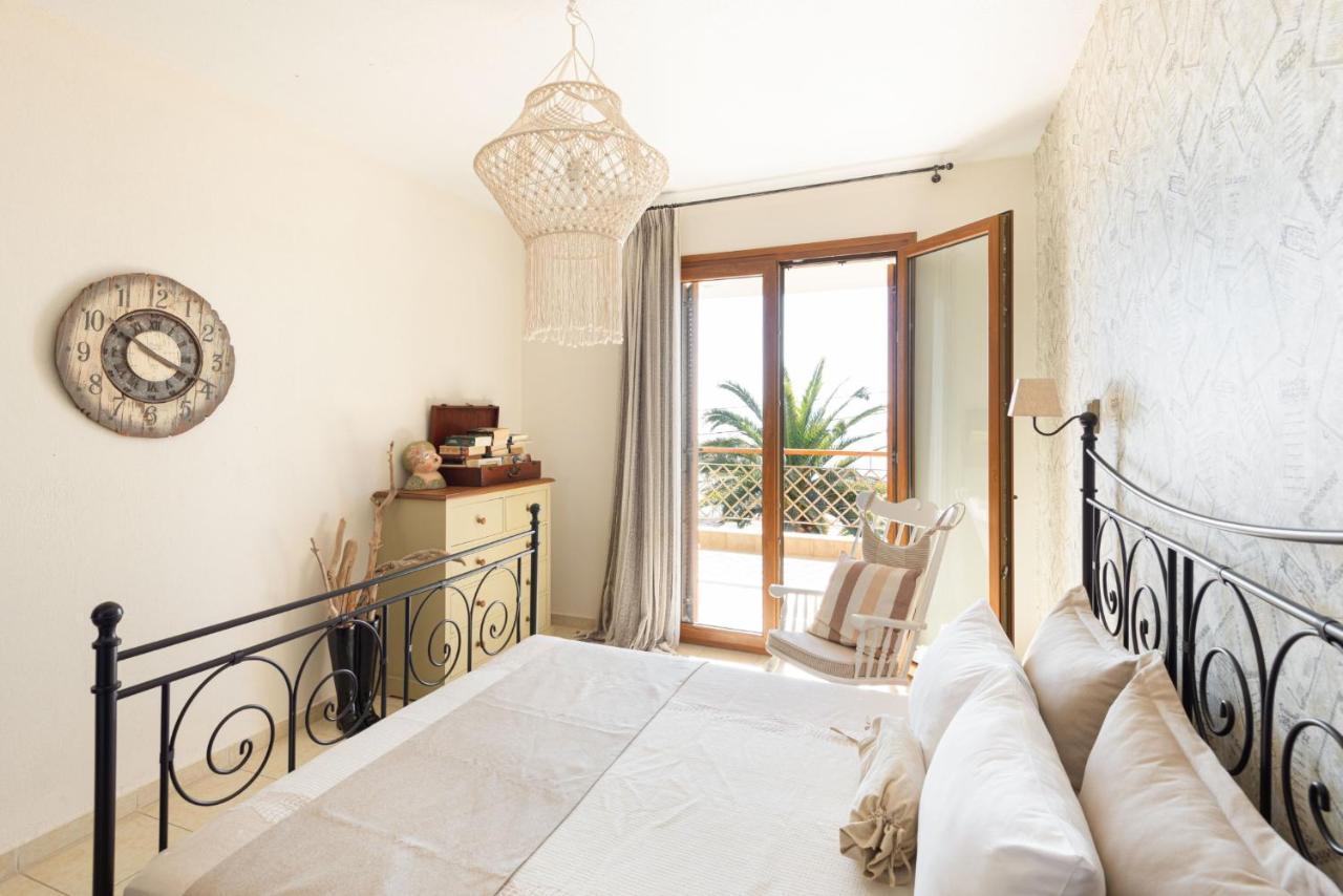 Vitamin Sea Beachfront Villa, Sithonia #feelslikehome *