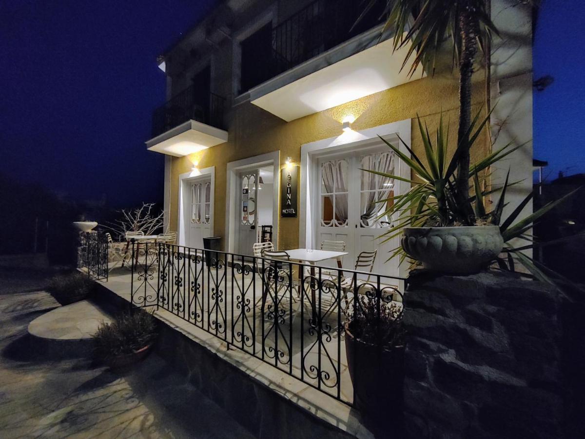 Hotel Aegina 2*