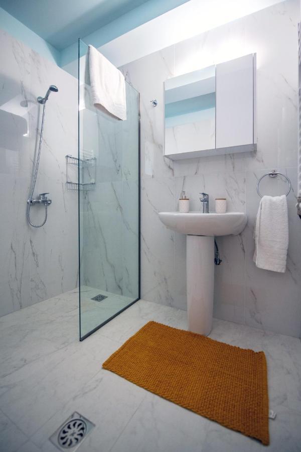 Eden Sunflower - Luxurious With Sea View